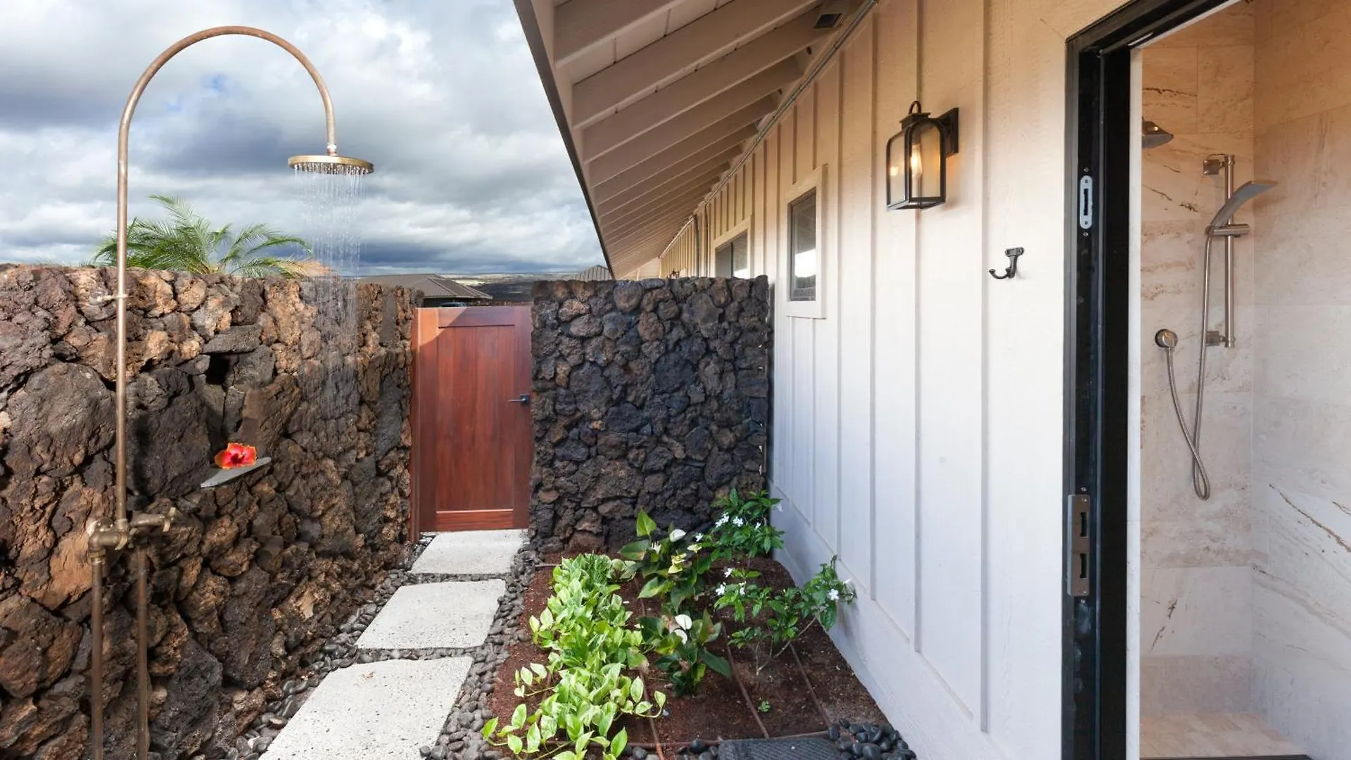 Aloha Shores Spacious Ainamalu 4Br Home With Mountain And Ocean View Waikoloa