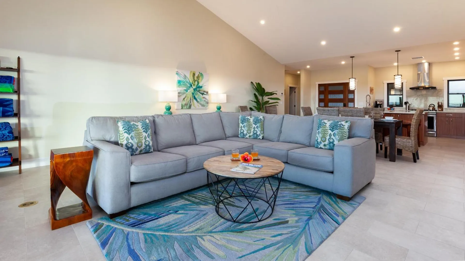 Semesterbostad Aloha Shores Spacious Ainamalu 4Br Home With Mountain And Ocean View Waikoloa